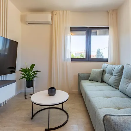 Casa Mia With Parking Daire *