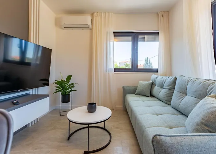 Casa Mia With Parking Apartment *