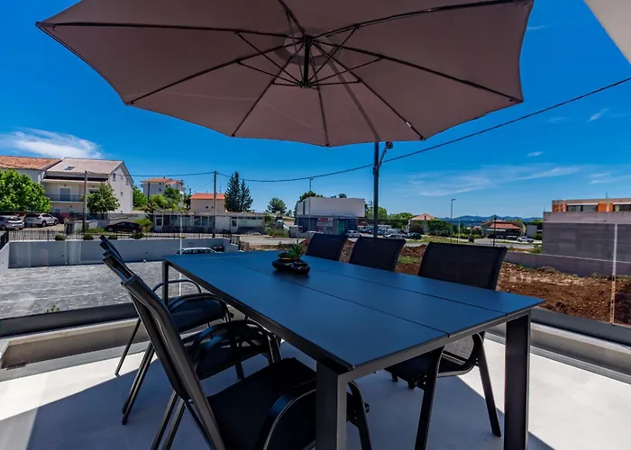 Casa Mia With Parking Apartment *