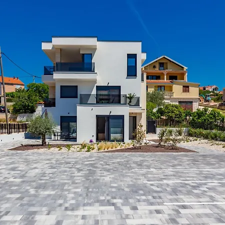 Casa Mia With Parking 아파트