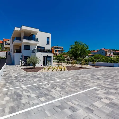 Casa Mia With Parking 아파트 *