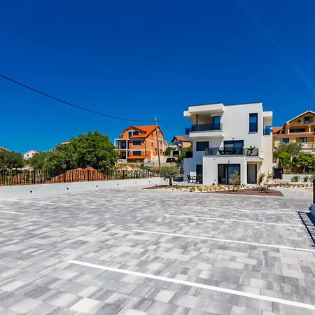 Casa Mia With Parking 아파트 자다르