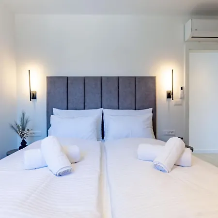 아파트 Casa Mia With Parking 자다르
