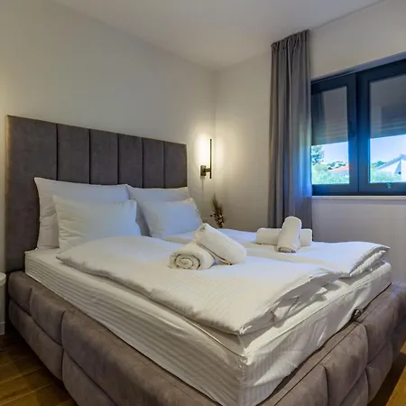 아파트 Casa Mia With Parking 자다르