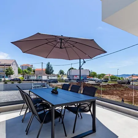 Casa Mia With Parking Apartment Zadar
