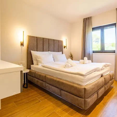 Casa Mia With Parking Apartment *