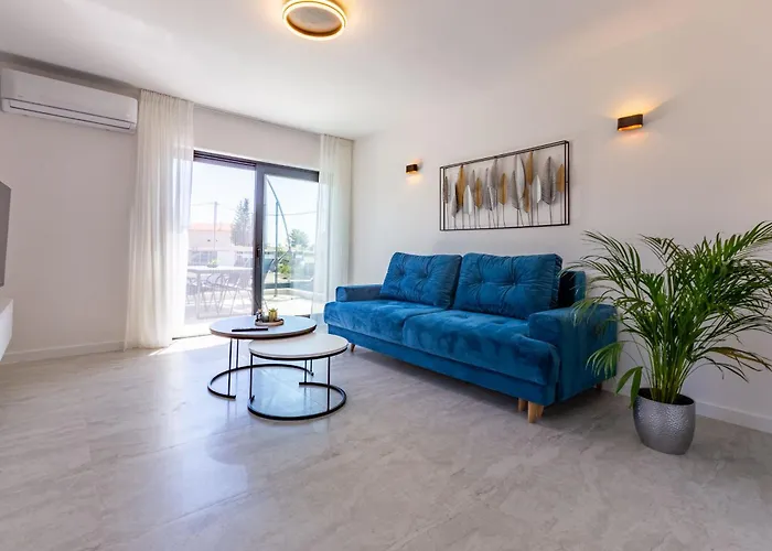 Casa Mia With Parking * زادار